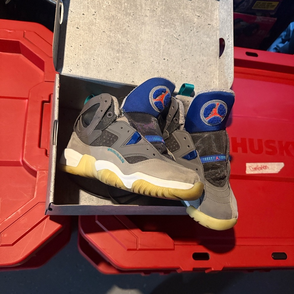 Air Jordan 4Retro Gray and Blue High-Top